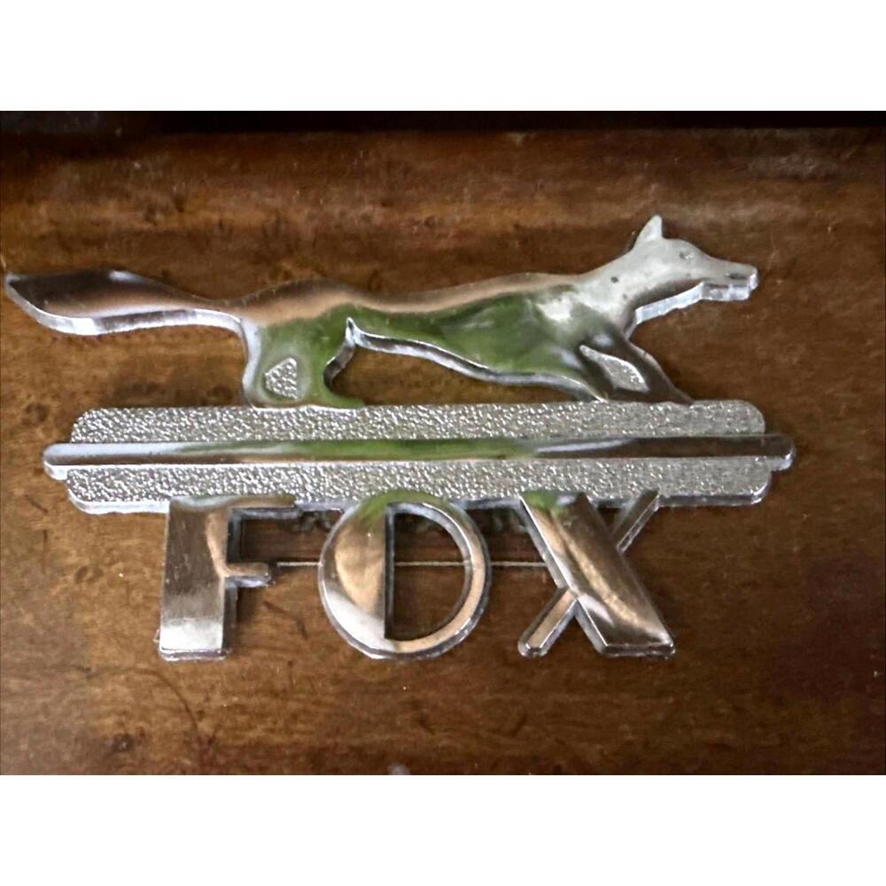 VTG Advertising Fox Car Dealer Emblem Logo Running Fox Chevrolet Baltimore Chrom